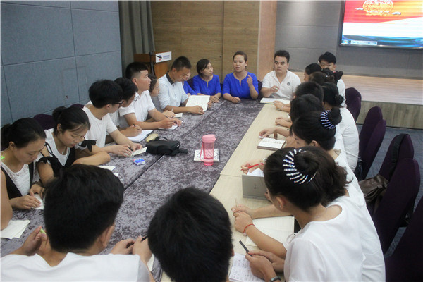 易視界各個戰(zhàn)區(qū)會議進行中