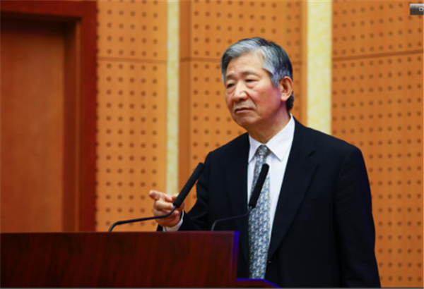 國務(wù)院發(fā)展研究中心原副主任、中國企業(yè)評價協(xié)會會長 侯云春