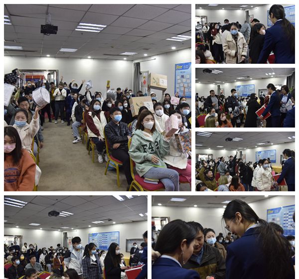 易視界表現(xiàn)優(yōu)秀的伙伴上臺領(lǐng)獎了