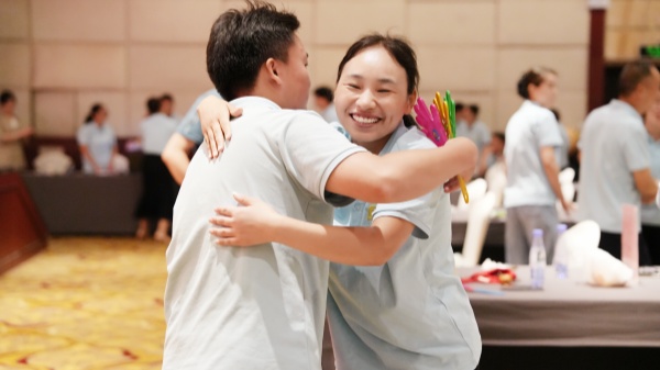 易視界2025年6月嘉獎(jiǎng)會暨7月啟動大會精彩瞬間