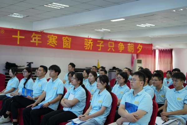 校企聯(lián)動新標(biāo)桿：易視界打造“畢業(yè)即就業(yè)”的直通車