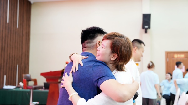 易視界2025年7月嘉獎會暨8月啟動大會精彩瞬間