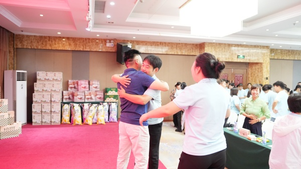 易視界2025年8月嘉獎(jiǎng)會(huì)暨9月啟動(dòng)大會(huì)精彩圖集