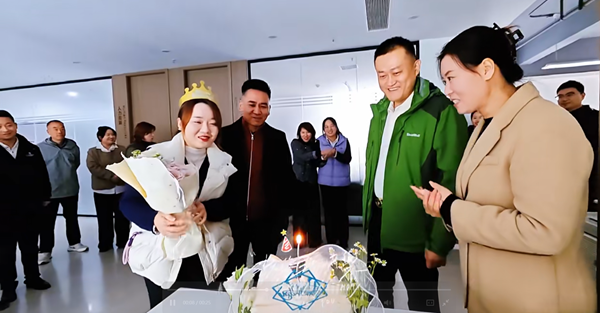 易家人，易起行，易輩子 | 易視界溫暖相伴，共赴最美青春時光