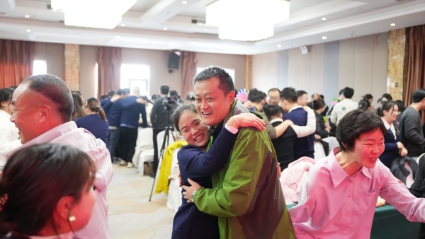 易視界2025年11月嘉獎(jiǎng)會(huì)暨12月啟動(dòng)大會(huì)精彩圖集