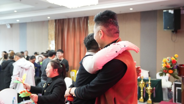 易視界2025年11月嘉獎(jiǎng)會(huì)暨12月啟動(dòng)大會(huì)精彩圖集